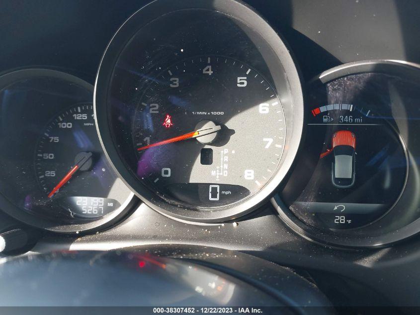 PORSCHE MACAN   2021