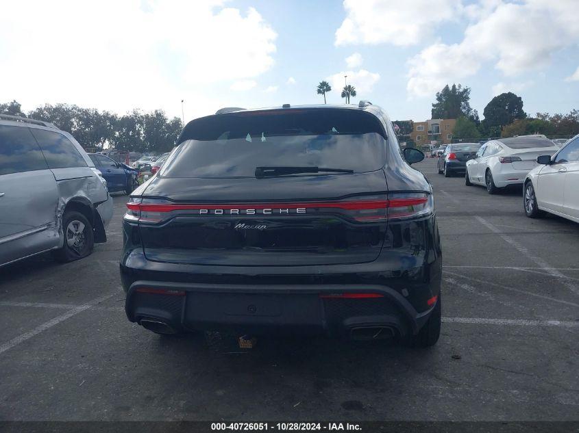 PORSCHE MACAN T 2023