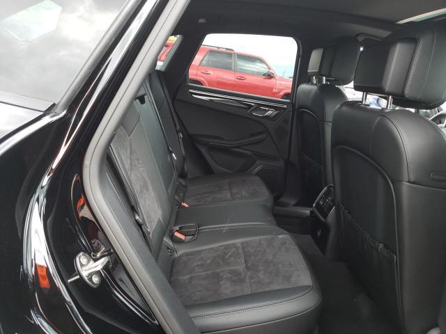 PORSCHE MACAN  2019