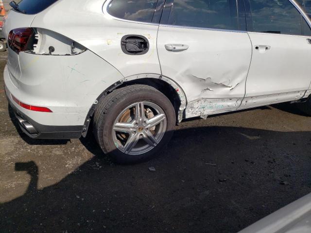 PORSCHE CAYENNE S 2016