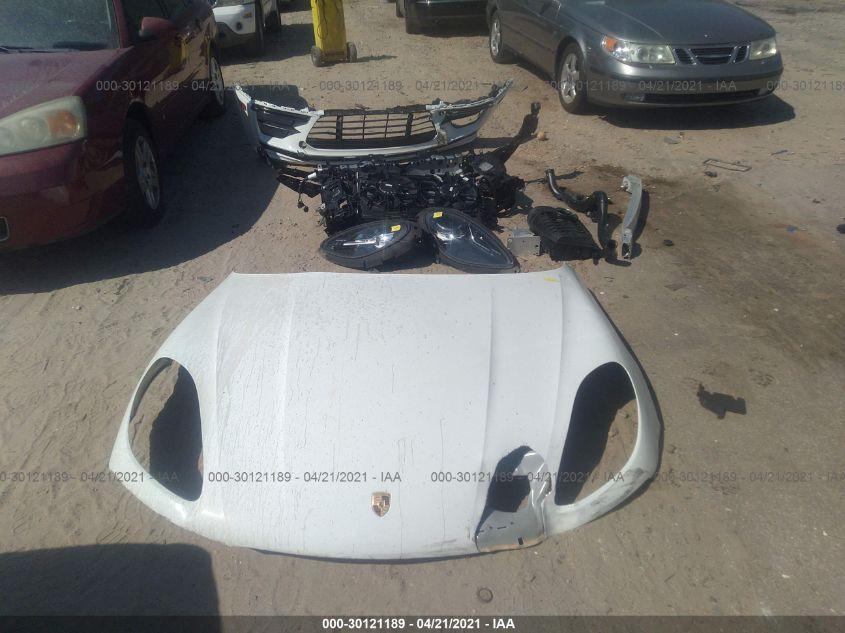 PORSCHE MACAN TURBO 2020