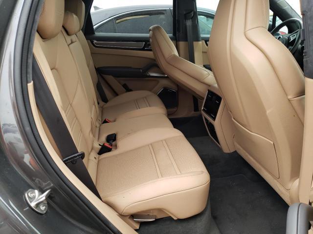 PORSCHE CAYENNE TU 2020