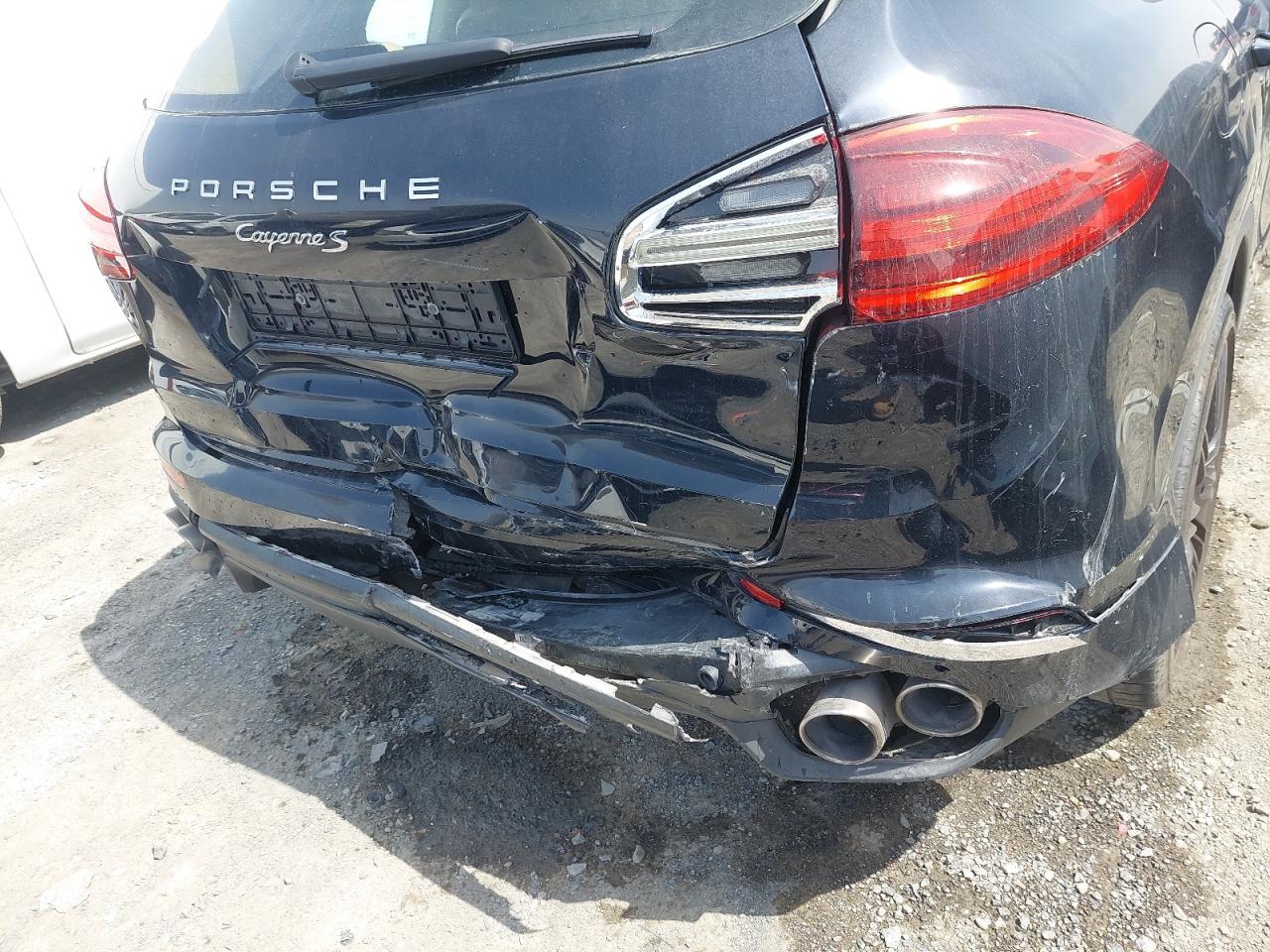 PORSCHE CAYENNE  2016