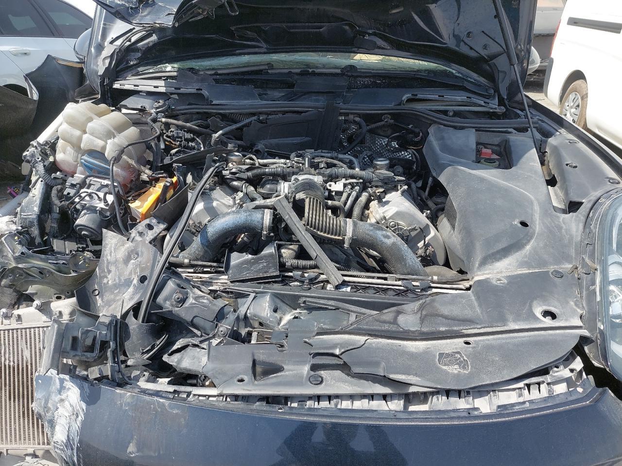 PORSCHE CAYENNE  2016