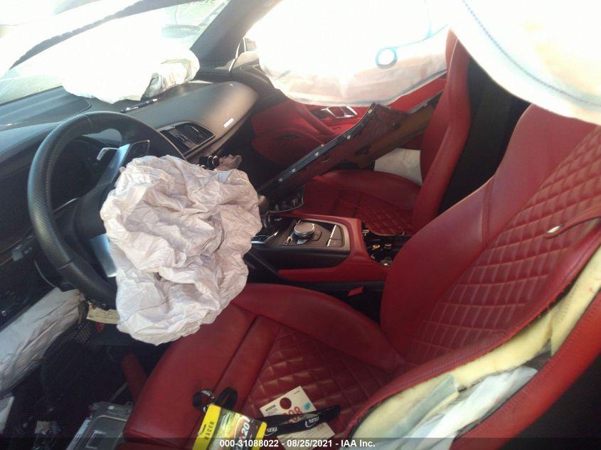 AUDI R8 V10 PLUS 2017