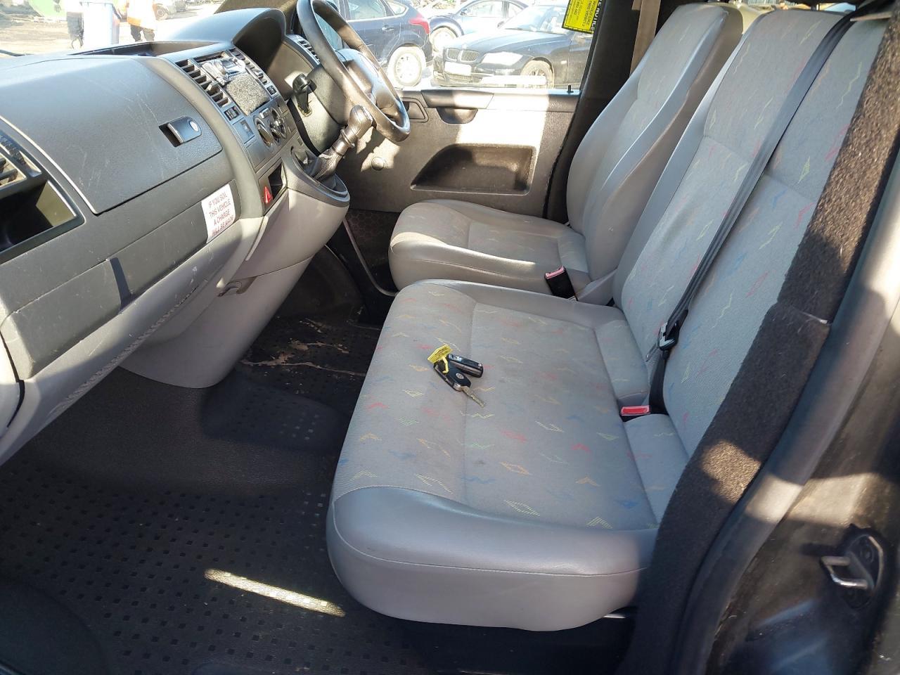 VOLKSWAGEN T-SPORTER  2004