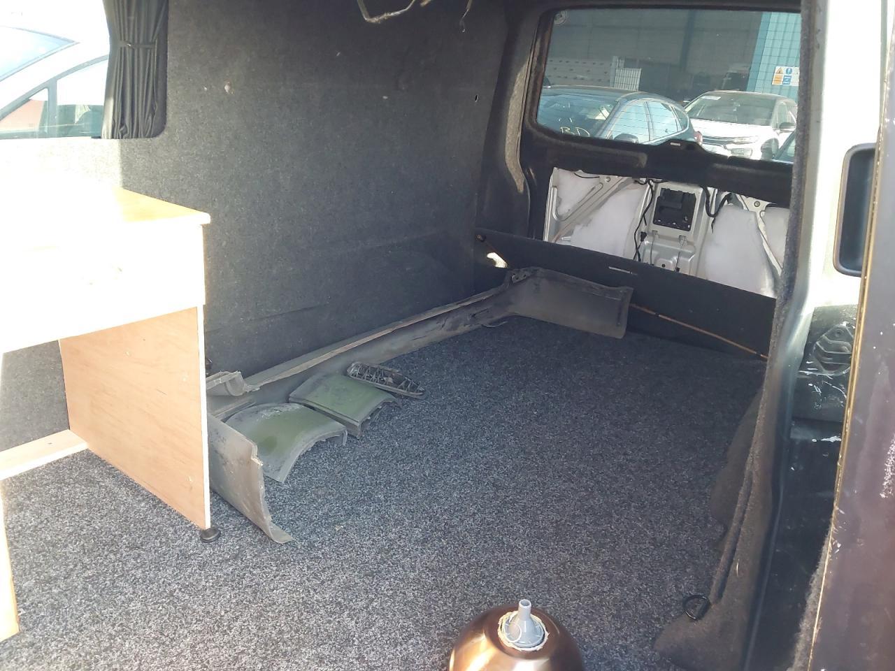 VOLKSWAGEN T-SPORTER  2004