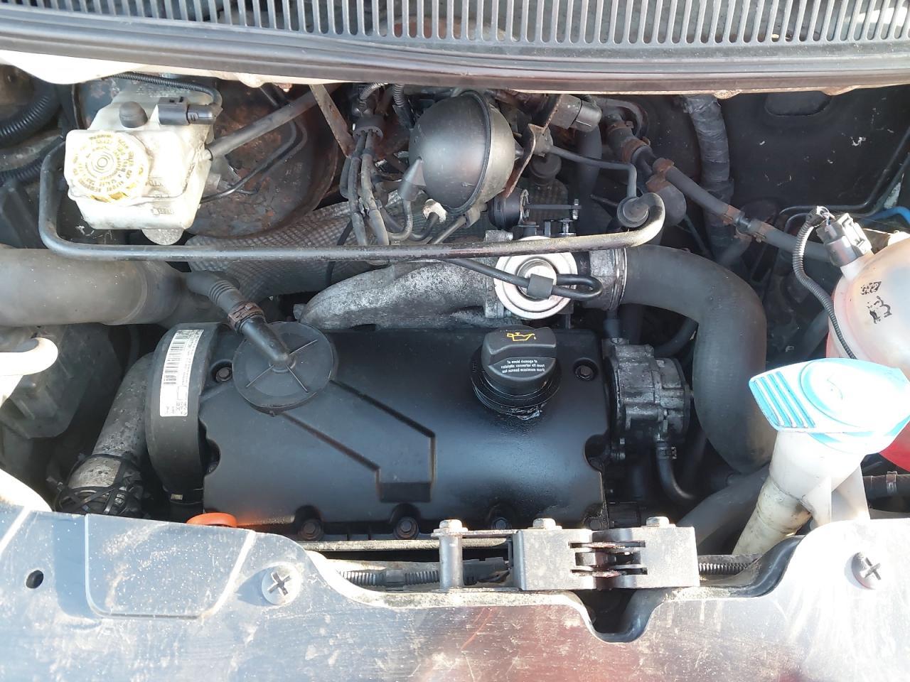 VOLKSWAGEN T-SPORTER  2004