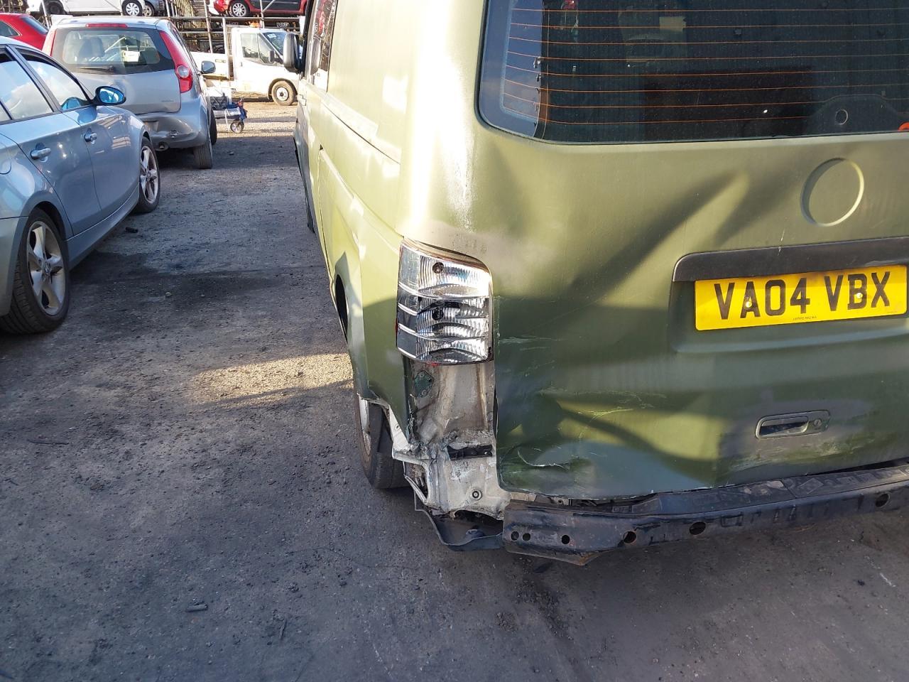 VOLKSWAGEN T-SPORTER  2004