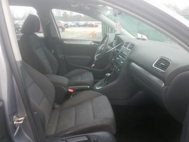 VOLKSWAGEN GOLF  2014