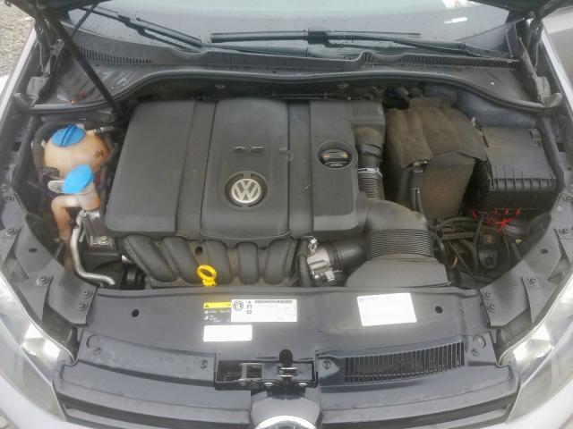 VOLKSWAGEN GOLF  2014