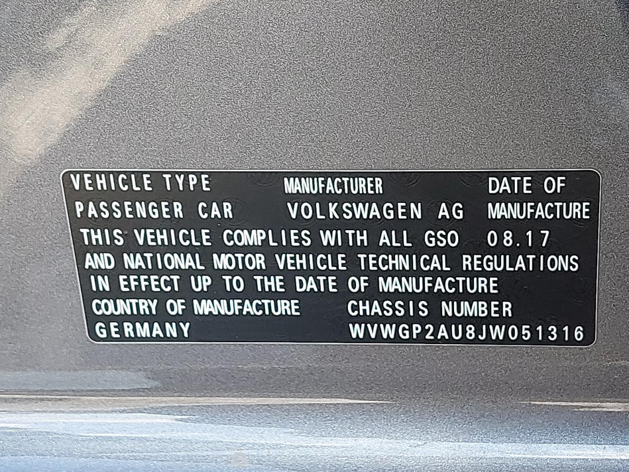 VOLKSWAGEN GOLF  2018