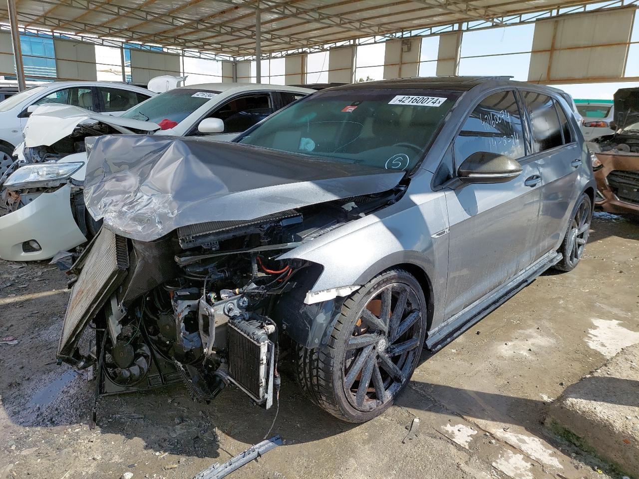 VOLKSWAGEN GOLF  2018