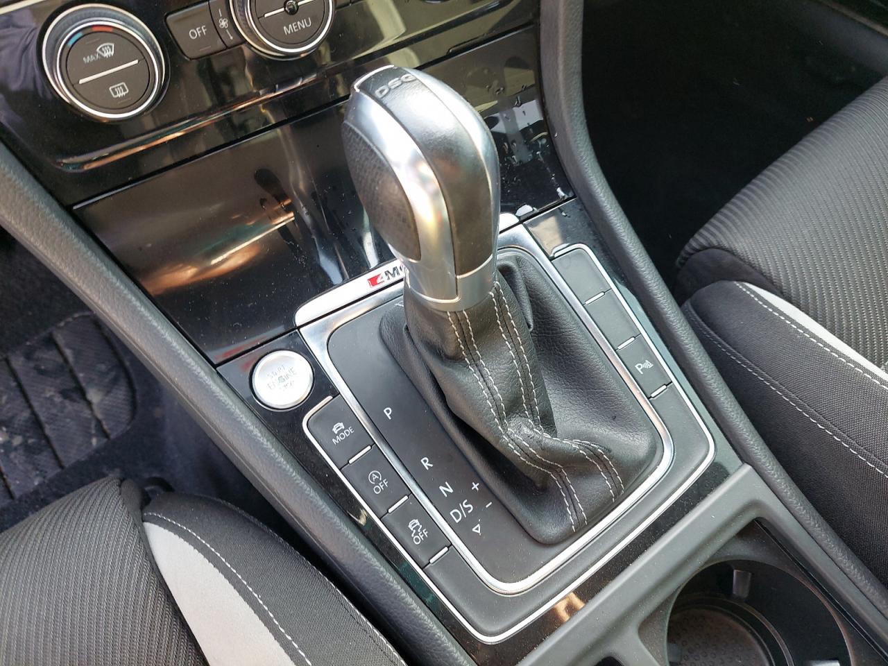 VOLKSWAGEN GOLF R  2017