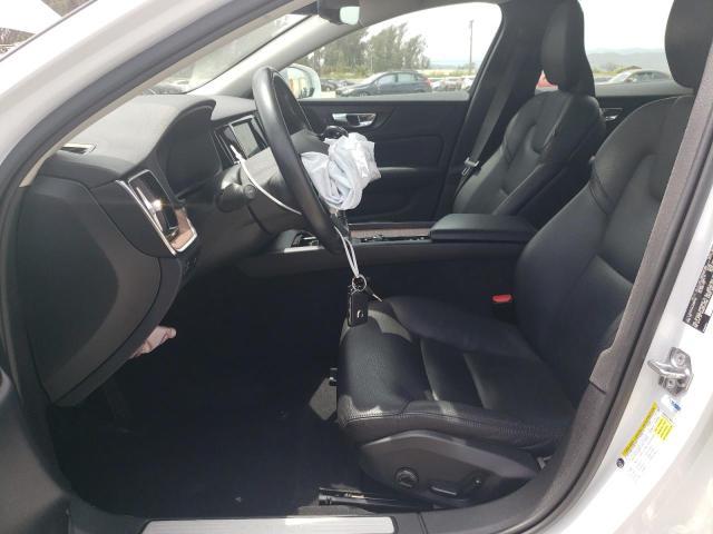 VOLVO V60 T5 MOM 2020