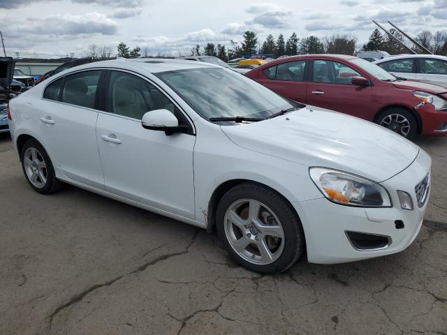 VOLVO S60 T5 2013
