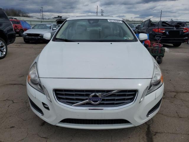 VOLVO S60 T5 2013