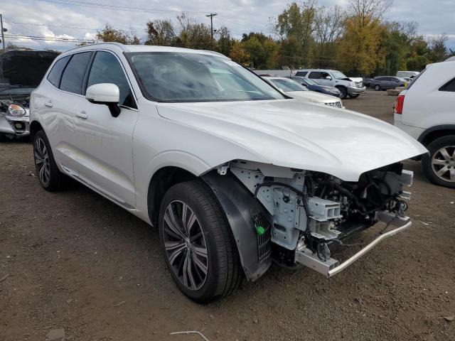 VOLVO XC60 B6 IN  2022