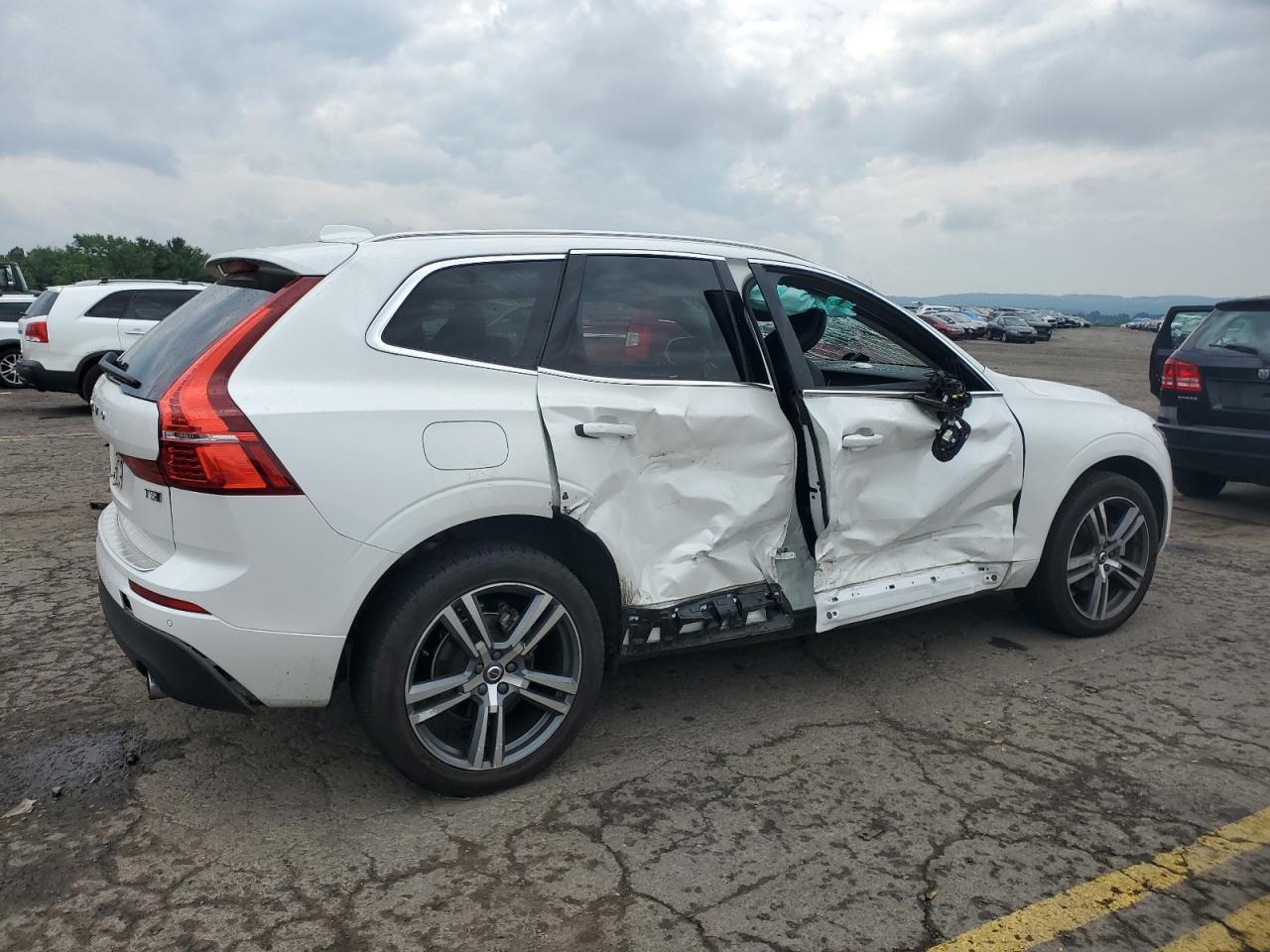 VOLVO XC60 T5 MO 2021