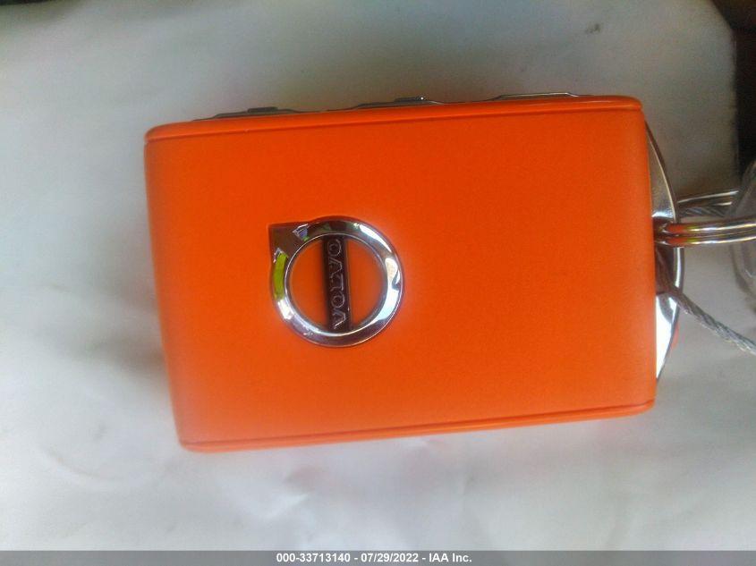 VOLVO V60 CROSS COUNTRY  2021