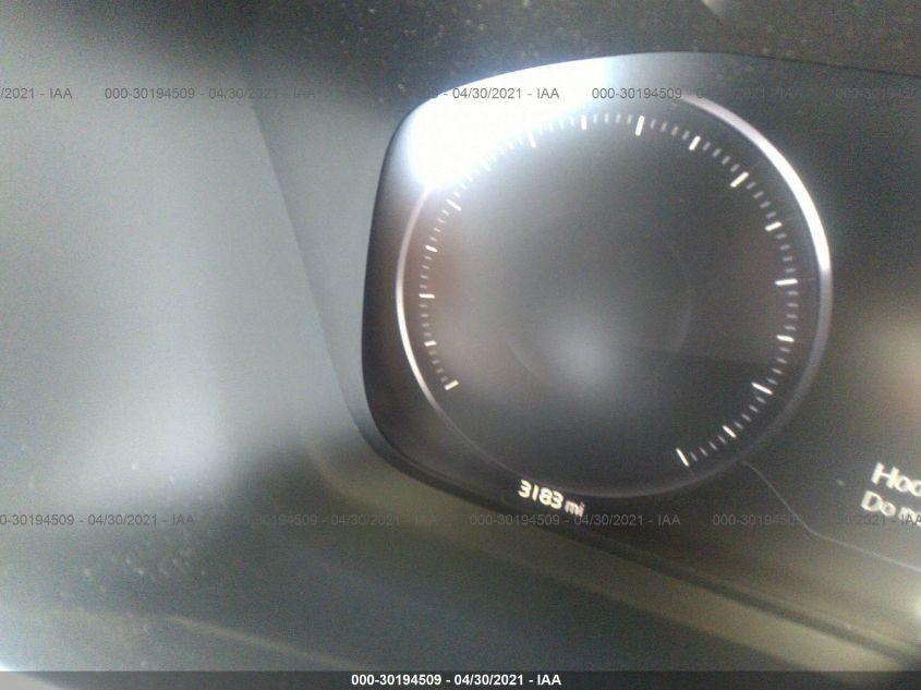 VOLVO XC40 R-DESIGN 2021