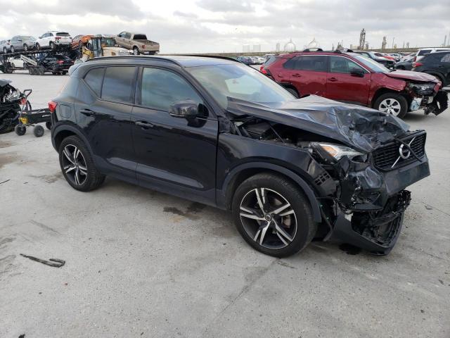 VOLVO XC40 T5 R- 2021