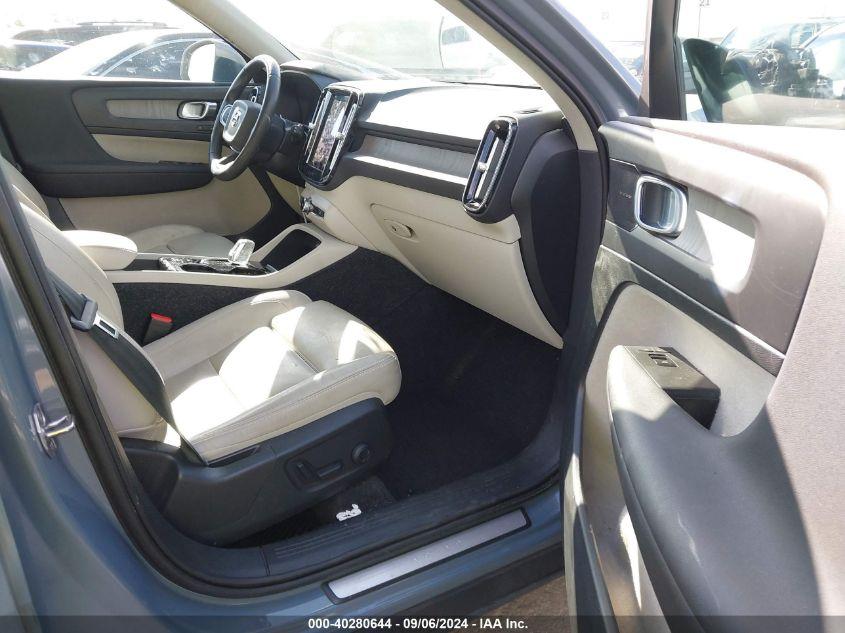 VOLVO XC40 T4 INSCRIPTION 2021