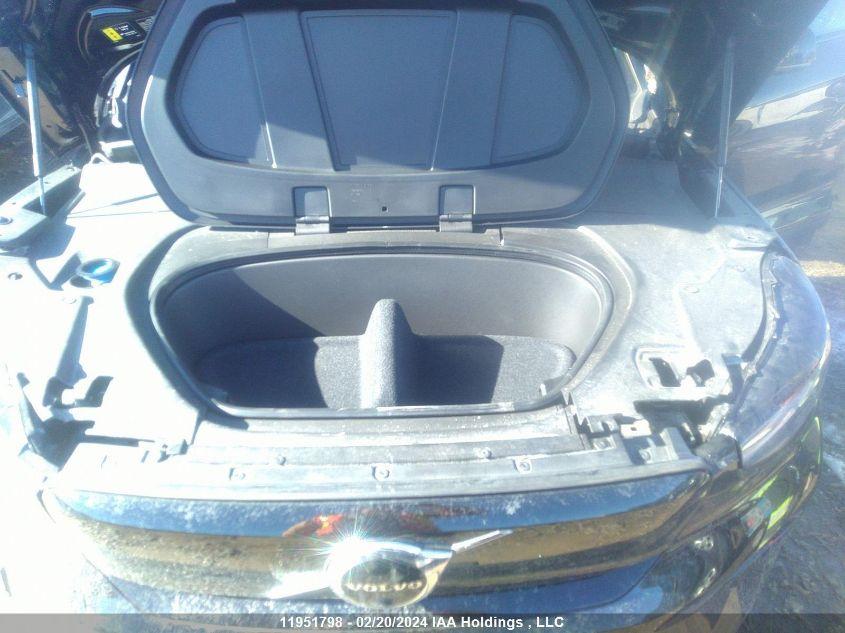 VOLVO XC40 RECHARGE PURE ELECTRIC  2023