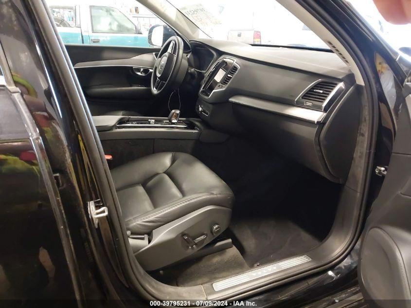 VOLVO XC90 B5 CORE 2023