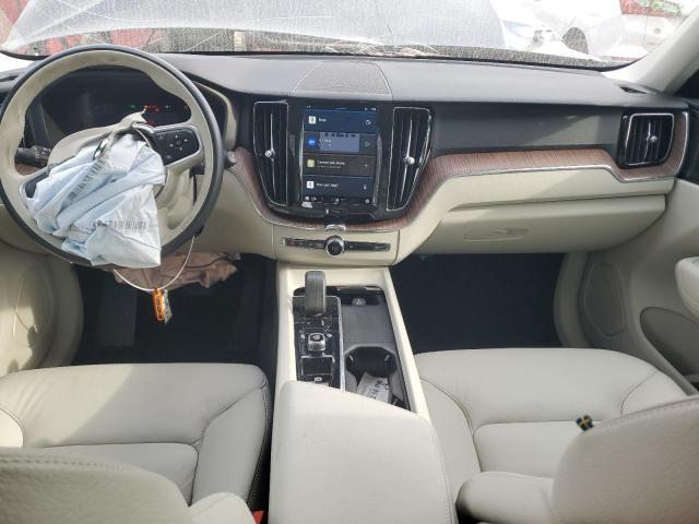 VOLVO XC60 B5 MO  2022