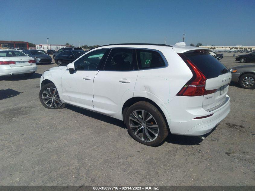VOLVO XC60 B5 MOMENTUM 2022