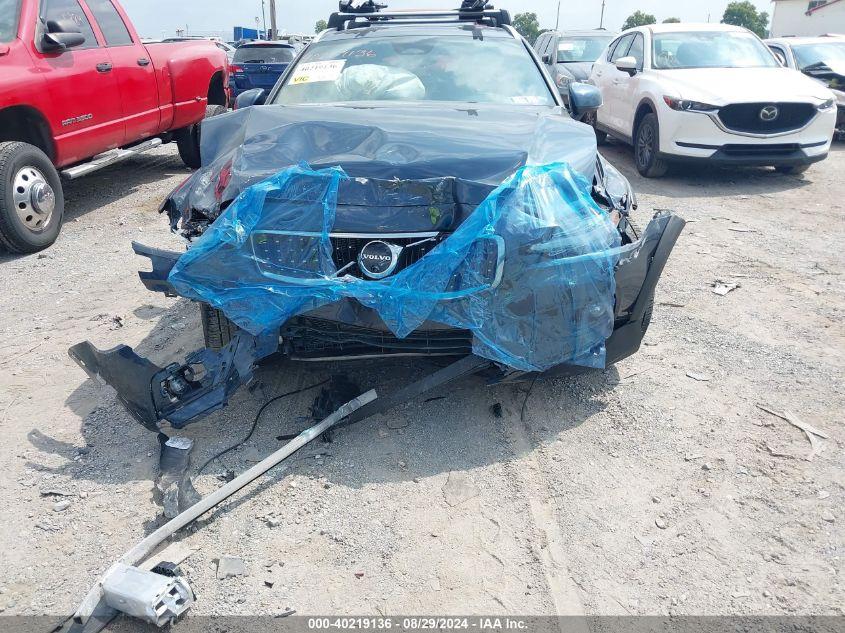 VOLVO V60 CROSS COUNTRY B5 ULTIMATE 2024